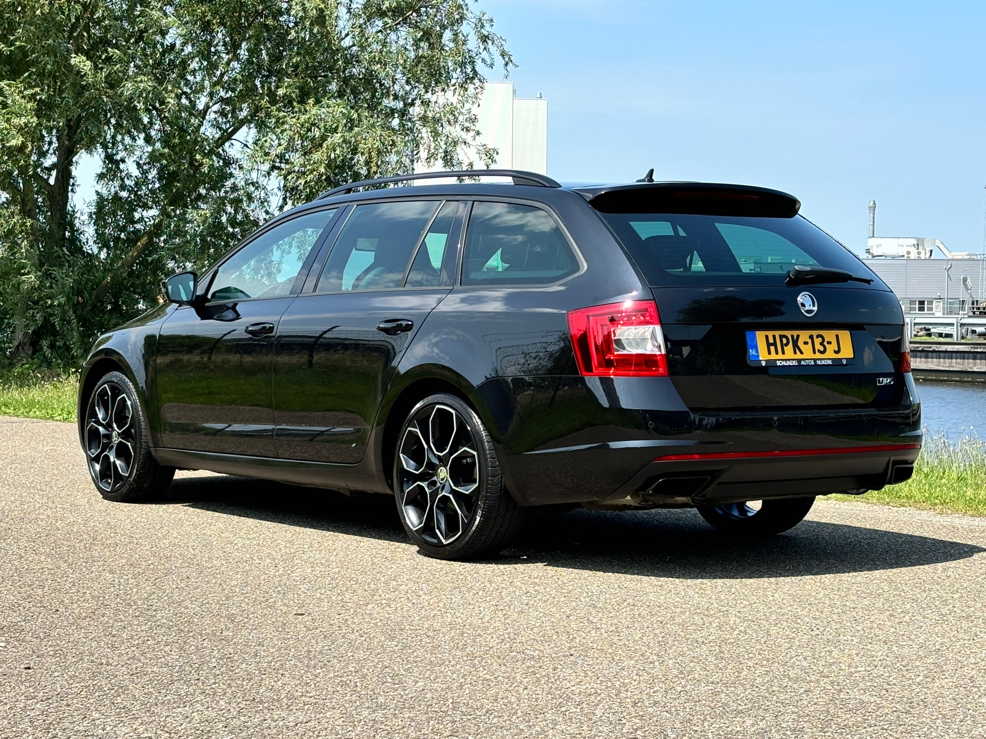 Škoda Octavia Combi 2.0 TSI RS | 6 bak | 19 inch | Canton Audio 45714095-1.jpg | Autobedrijf Van Schijndel
