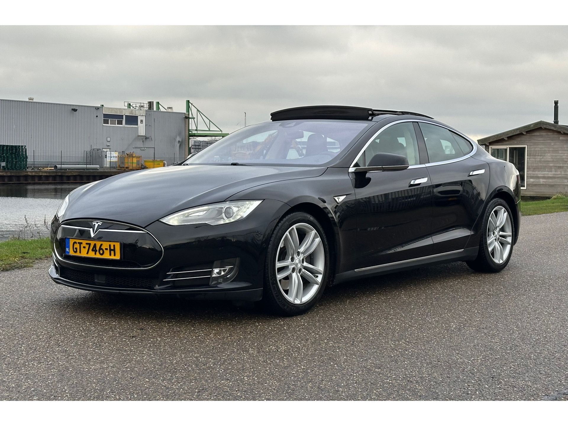 Tesla Model S 85D | Free Super Charge | Autopilot | Pano Dak 49479685-0.jpg | Autobedrijf Van Schijndel