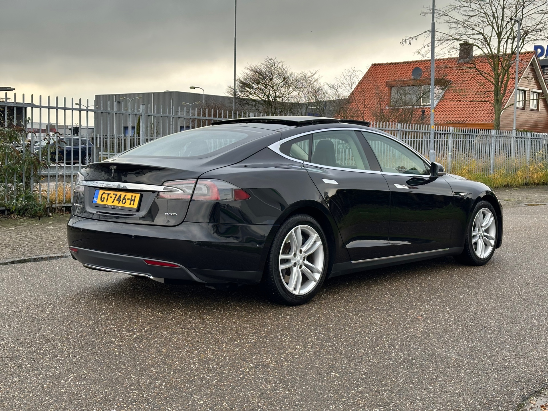 Tesla Model S 85D | Free Super Charge | Autopilot | Pano Dak 49479685-2.jpg | Autobedrijf Van Schijndel