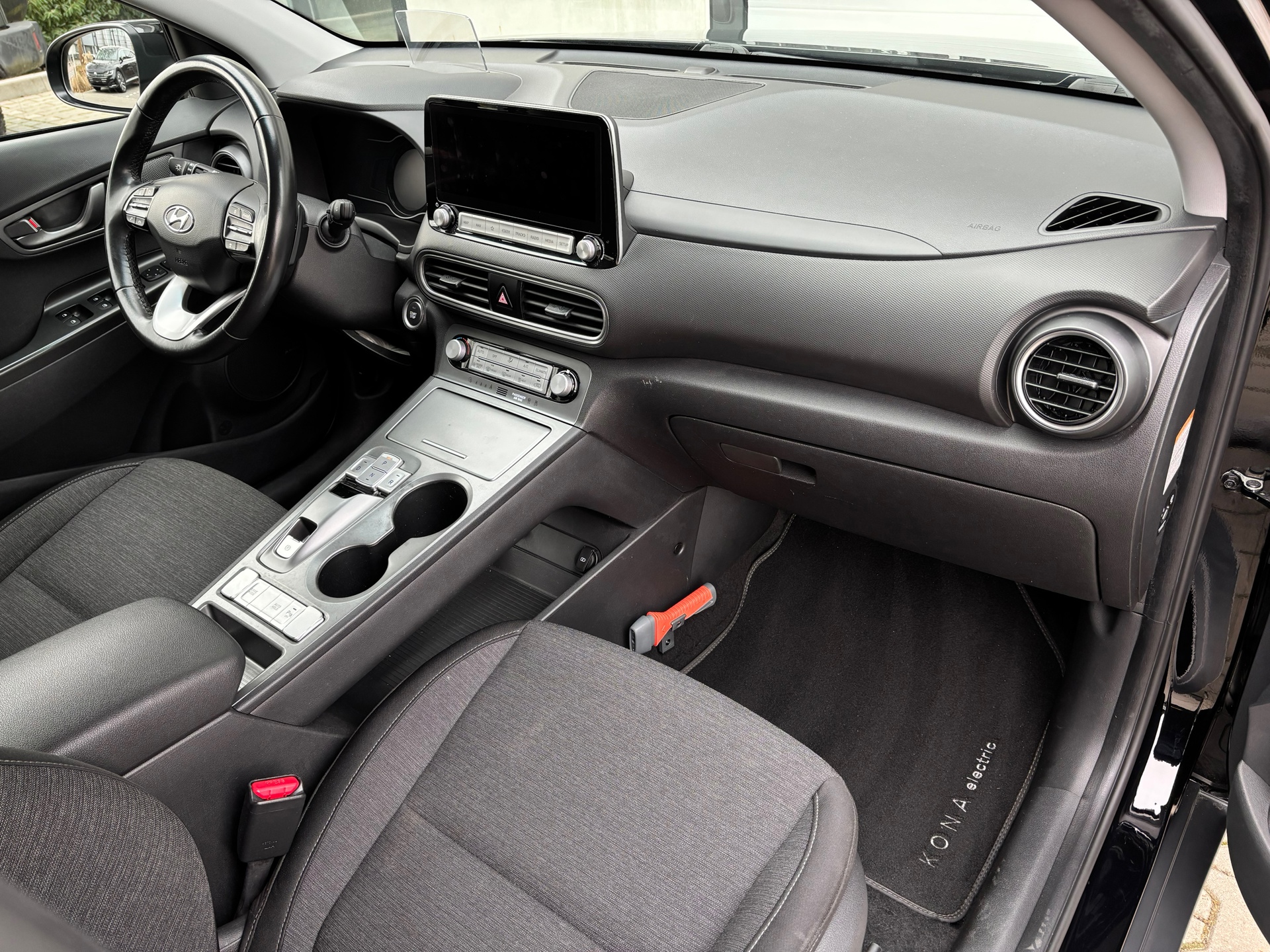 Hyundai Kona EV Fashion 64 kWh |3 fase| NL Auto | 96.000km!! 51252990-1.jpg | Autobedrijf Van Schijndel