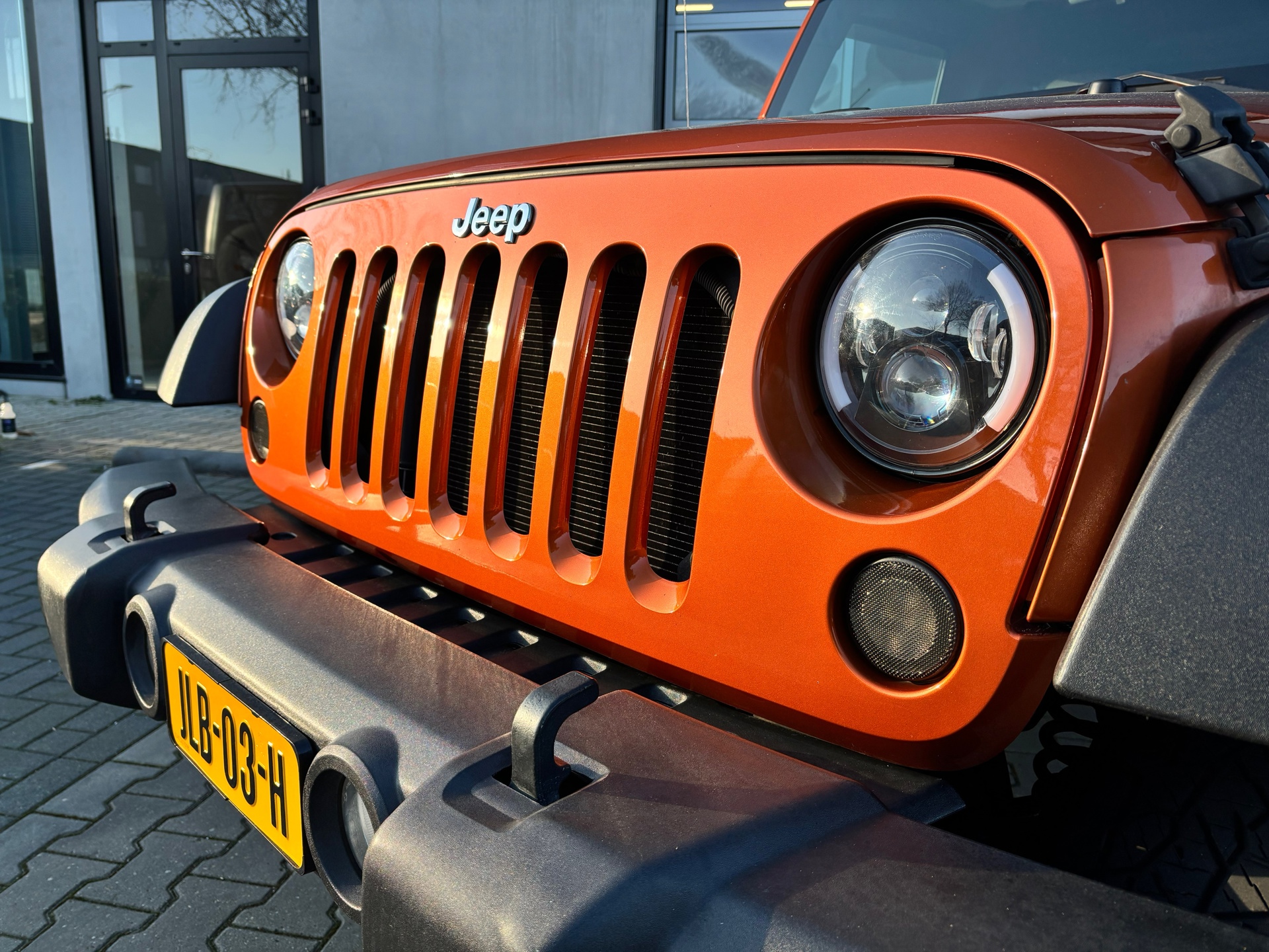 Jeep Wrangler Unlimited 3.8 Sport | Cabrio hardtop 51372176-2.jpg | Autobedrijf Van Schijndel