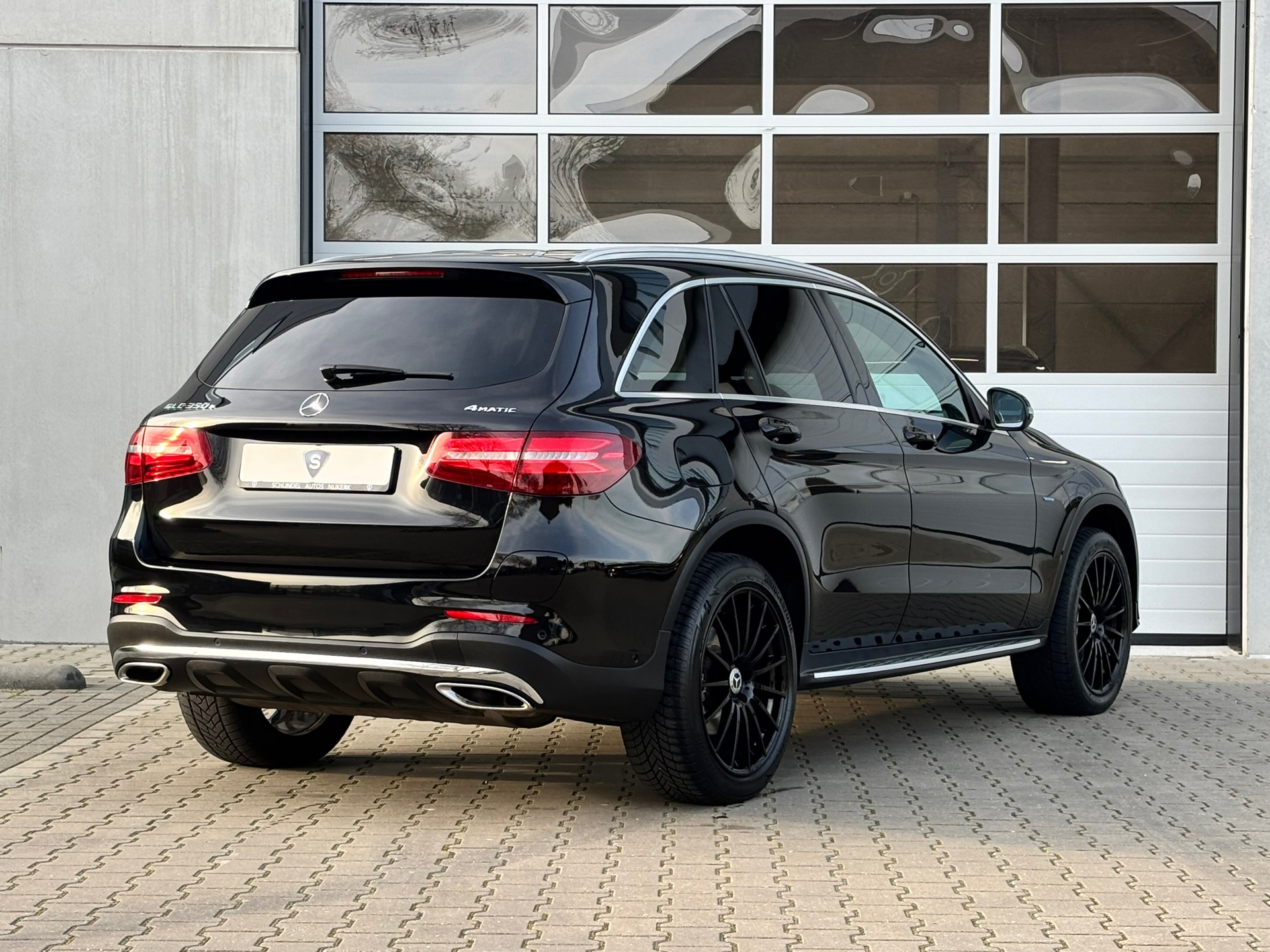 Mercedes-Benz GLC 350e 4MATIC Ambition | NL Auto | 2de eig. | AMG Line 51412155-2.jpg | Autobedrijf Van Schijndel