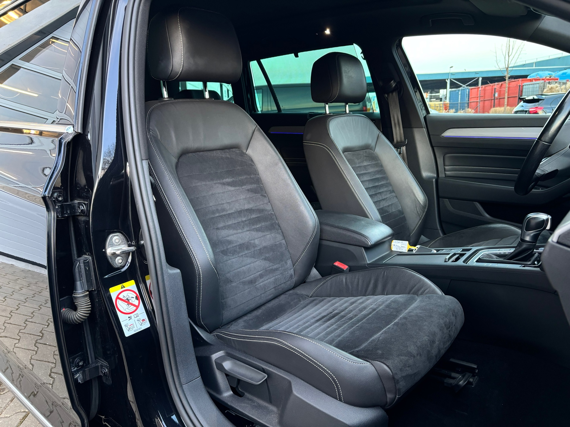 Volkswagen Passat Variant 1.4 TSI PHEV GTE Business | SOH-TEST | Pano | Camera | 18inch 51787326-1.jpg | Autobedrijf Van Schijndel