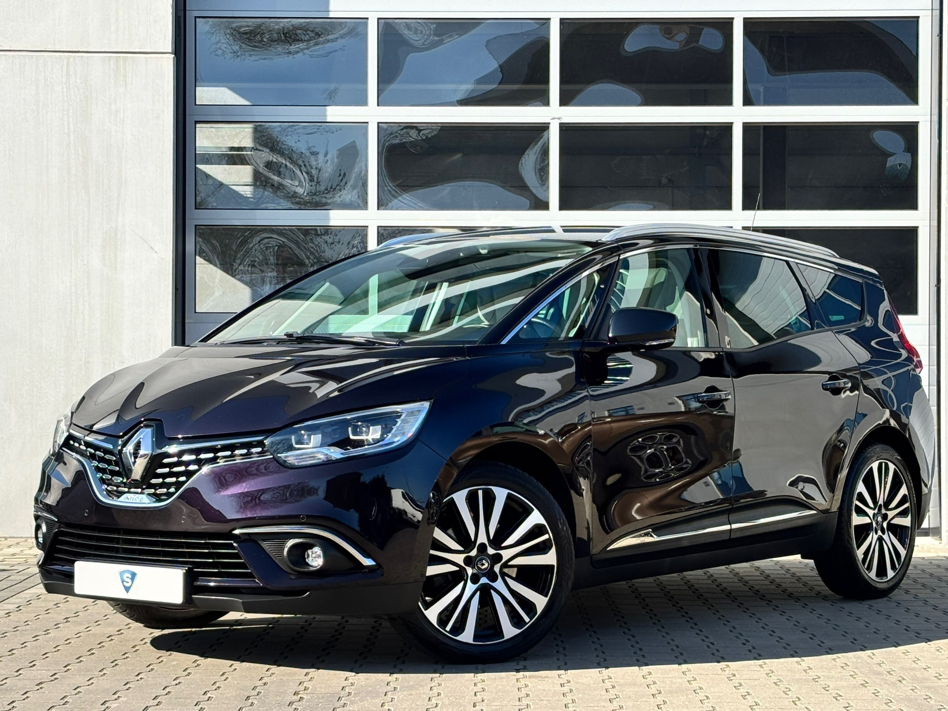 Renault Grand Scénic 1.3 TCe Initiale Paris ((GERESERVEERD)) 51837690-0.jpg | Autobedrijf Van Schijndel