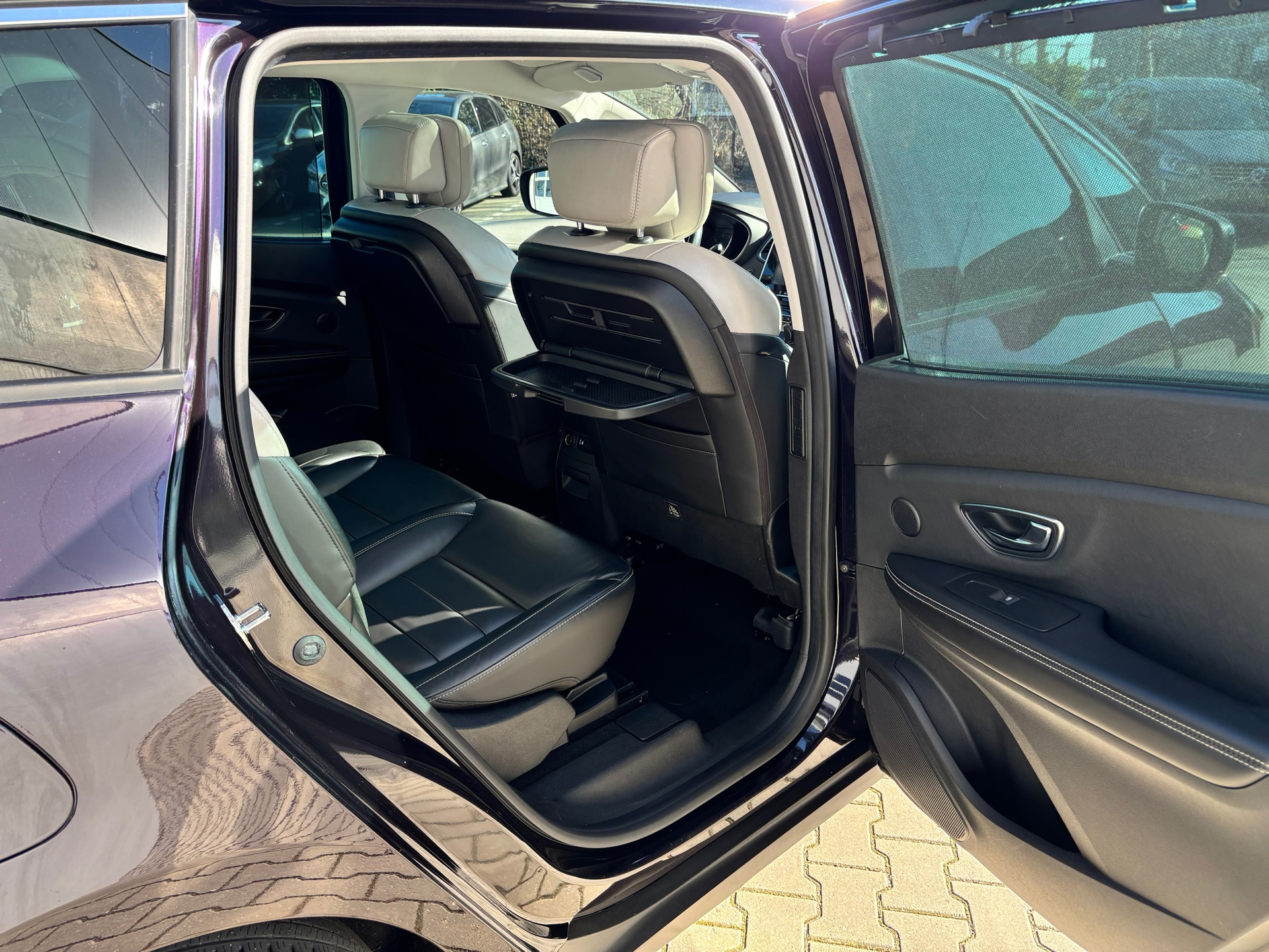 Renault Grand Scénic 1.3 TCe Initiale Paris ((GERESERVEERD)) 51837690-2.jpg | Autobedrijf Van Schijndel