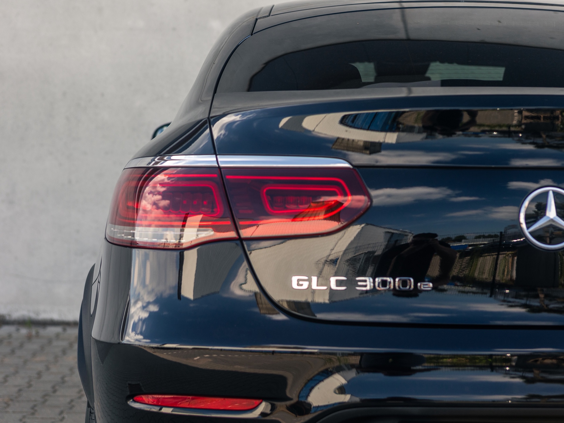 Mercedes-Benz GLC Coupé 300e 4MATIC SOH-Test/ AMG/ MBUX/ Carplay 51916892-2.jpg | Autobedrijf Van Schijndel