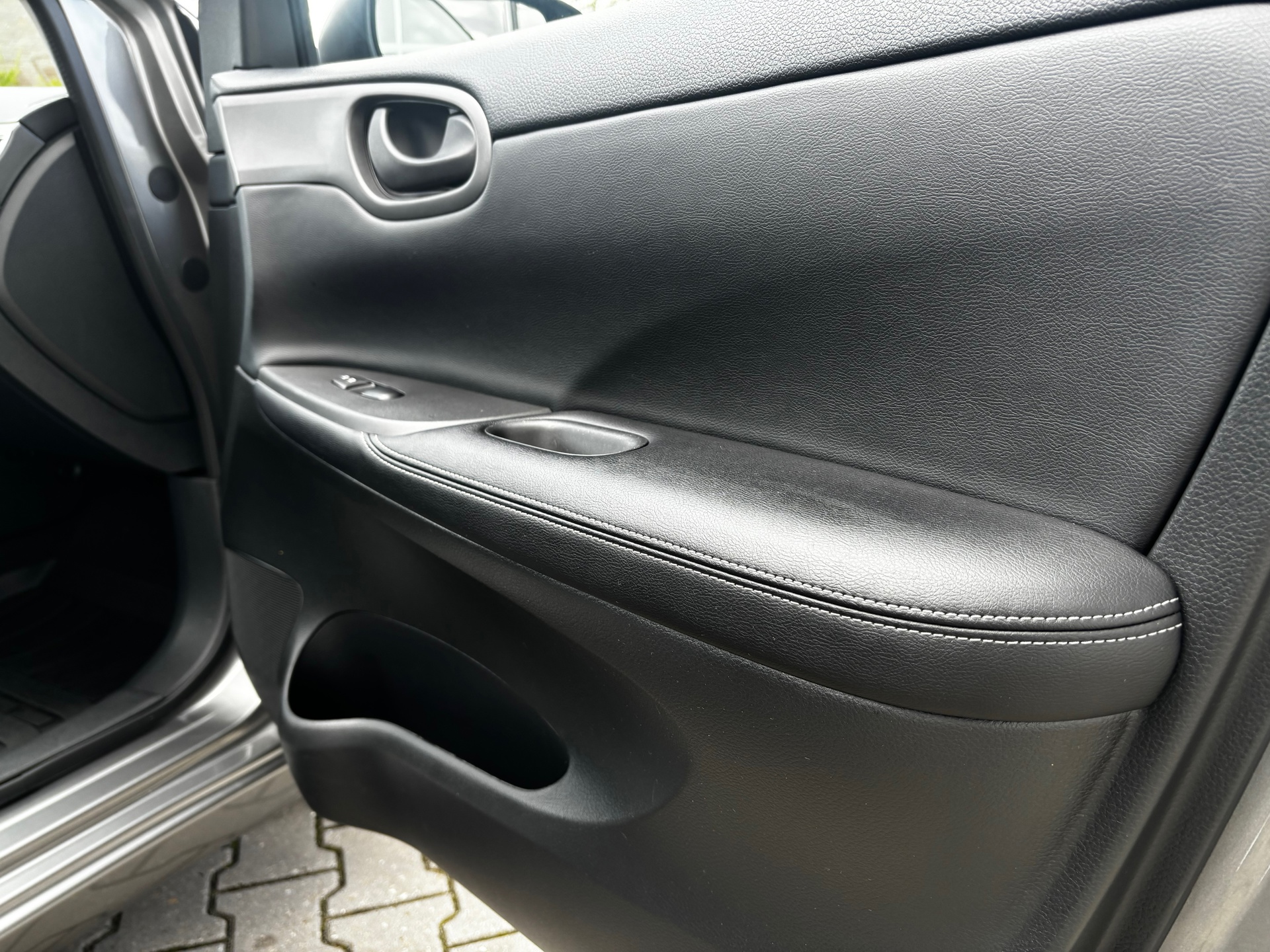 Nissan Pulsar 1.2 DIG-T Visia Airco Trekhaak Cruise control 52481538-2.jpg | Autobedrijf Van Schijndel