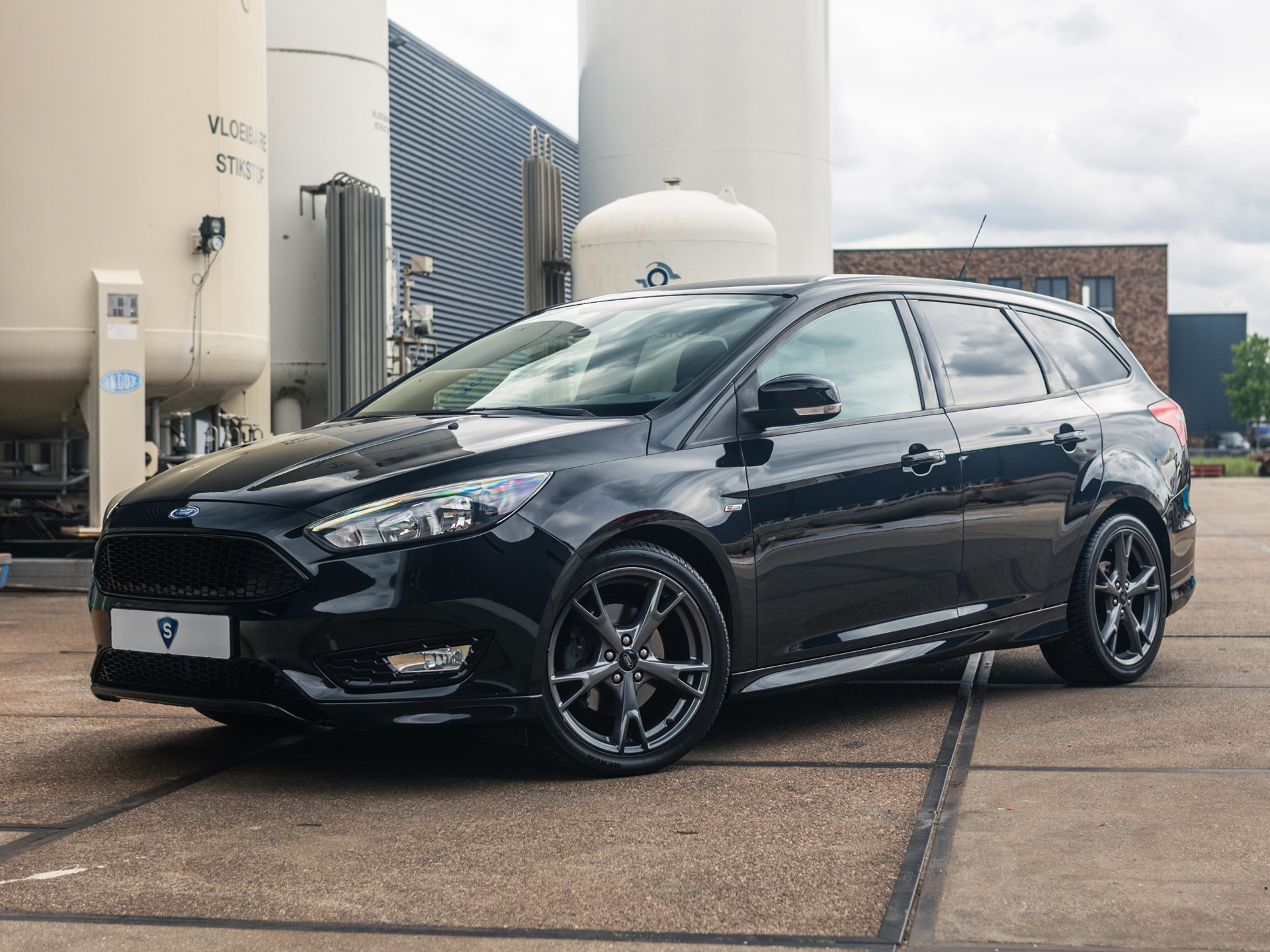 Ford Focus Wagon 1.5 Titanium ST Line 18inch Clima Navi 53430613-0.jpg | Autobedrijf Van Schijndel