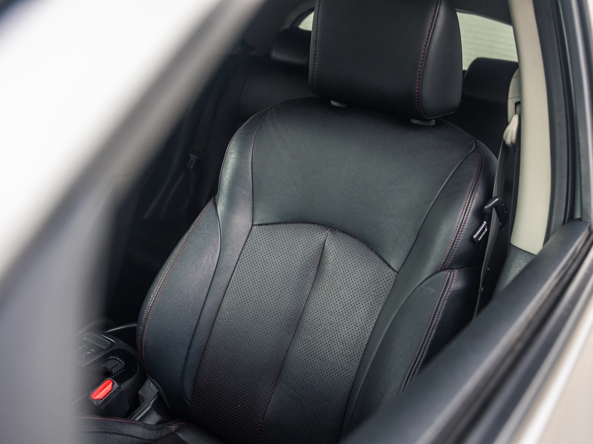 Nissan Juke 1.6 Tekna Leder 17inch Carbon 54421884-1.jpg | Autobedrijf Van Schijndel