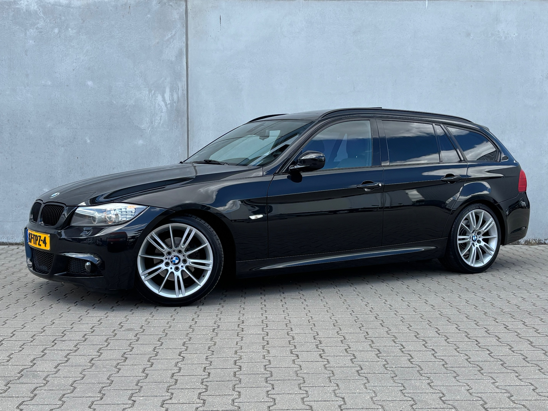 BMW 3 Serie Touring 318i Corporate Lease Luxury Line | Apple Carplay | M Sport | Pano dak | Automt. 54763975-0.jpg | Autobedrijf Van Schijndel