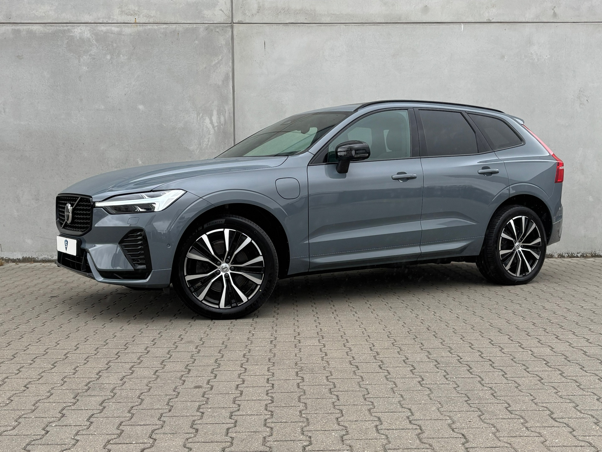 Volvo XC60 2.0 T8 455 PK hybrid AWD Ultimate Dark SOH 99% Pano dak 55106360-0.jpg | Autobedrijf Van Schijndel