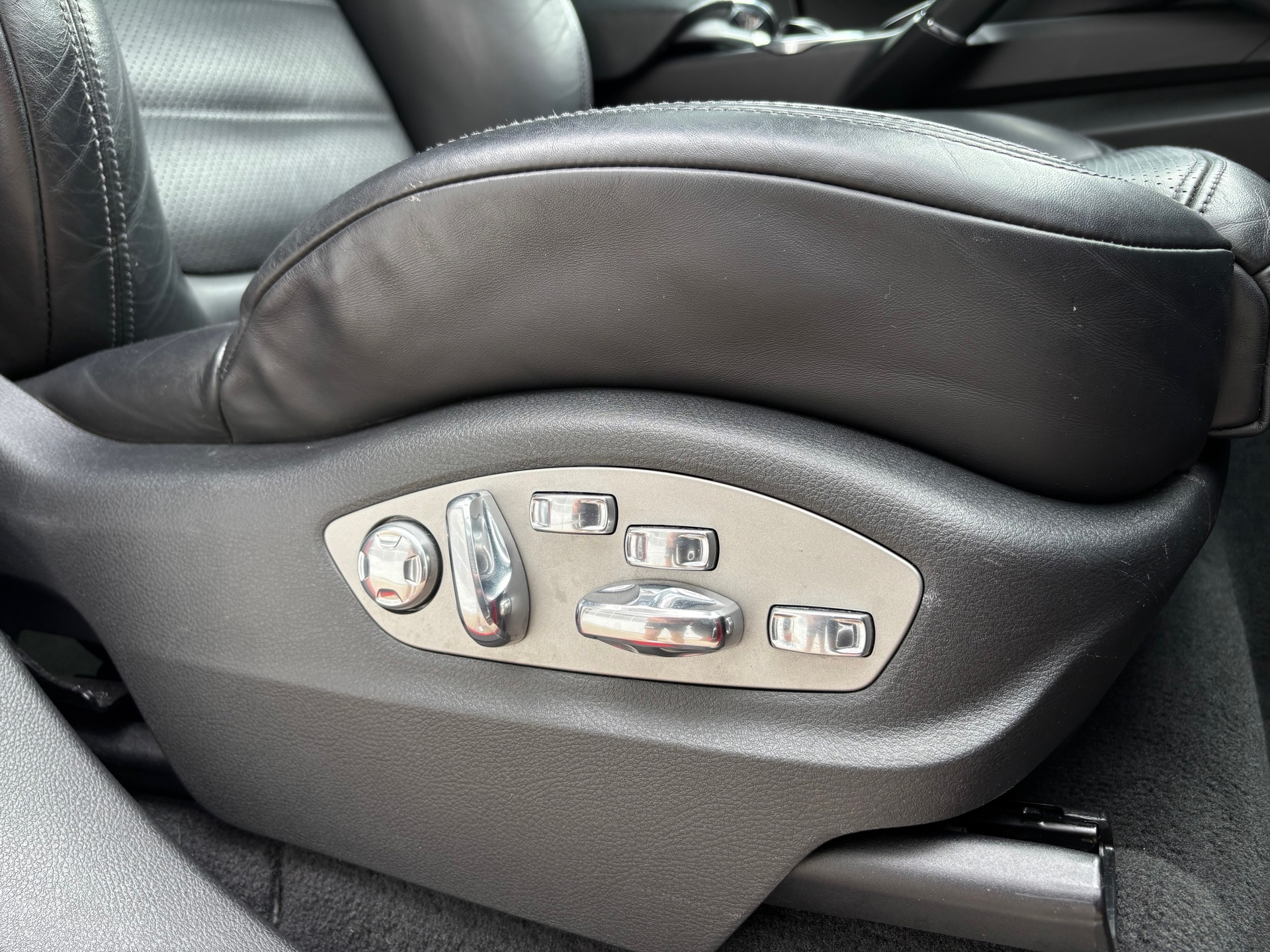 Porsche Cayenne 3.0 S Hybrid Burmester 21inch Trekhk. 55401666-2.jpg | Autobedrijf Van Schijndel