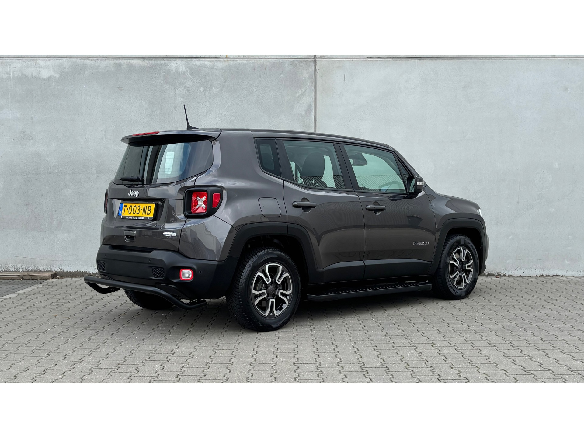 Jeep Renegade 1.3T DDCT Limited Automaat Bull Bar Side steps 56513175-2.jpg | Autobedrijf Van Schijndel