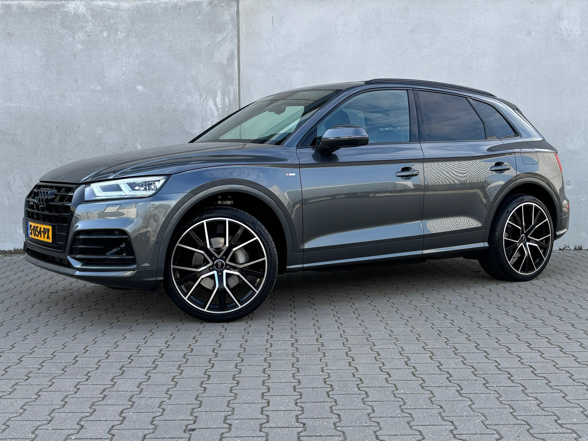 Audi Q5 55 TFSI e quattro Competition 360° B&O Pano Trekhk 57288650-0.jpg | Autobedrijf Van Schijndel