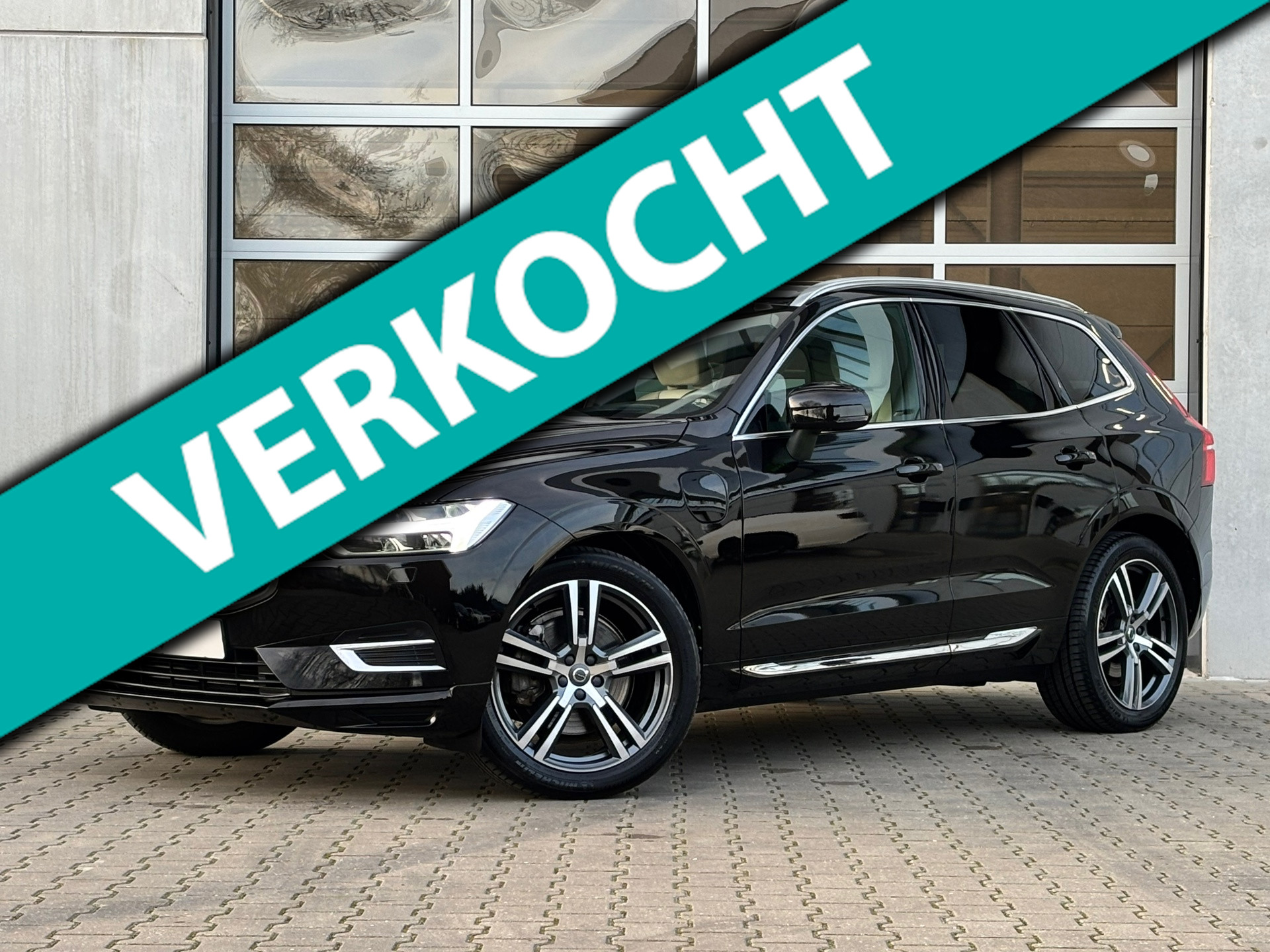 Volvo XC60 2.0 T8 Twin Engine AWD Inscription | Luchtvering | Bowers&Wilkins | Stoelventilatie 50773808-0.jpg | Autobedrijf Van Schijndel